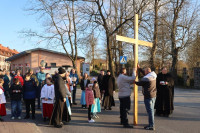 Droga Krzyżowa ulicami parafii