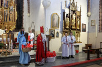 Roraty ze św. Mikołajem